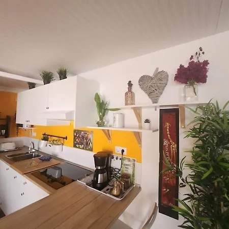 Shangri-la 2 Appartement