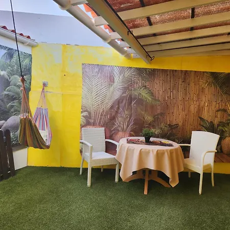 Shangri-La Botanical Room