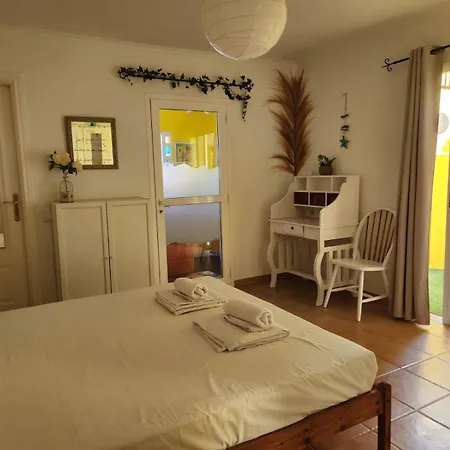 Casa Shangri-la Botanical Ferienhaus *