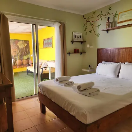 Casa Shangri-la Botanical קלטה דה פוסטה