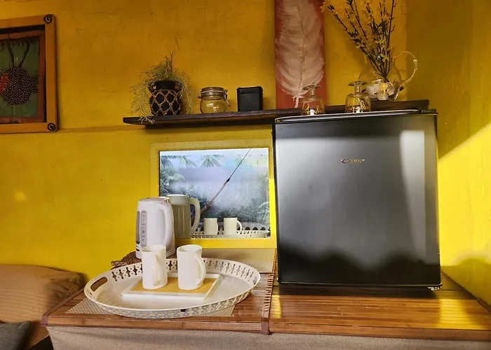 Shangri-La Botanical Room